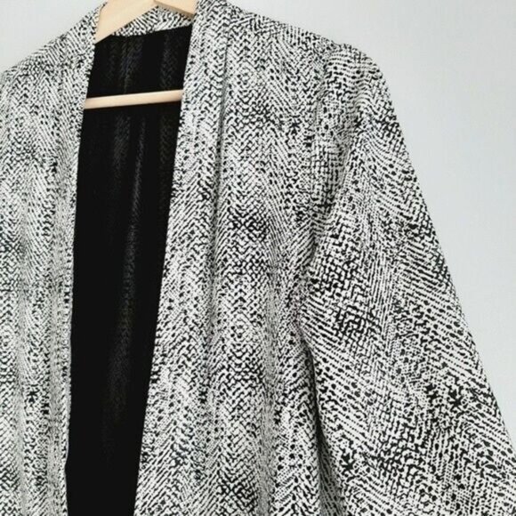VERO MODA Coco Light Cardigan Kimono Open Front B&W Sz M - Picture 5 of 11